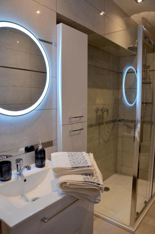 Apartament Deluxe 1 Osvětim Exteriér fotografie